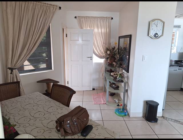 3 BEDROOM APARTMENT FOR SALE IN WOODGRANGE